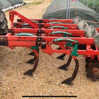 Coltivatore kverneland clc