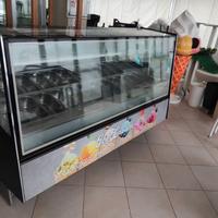 vetrina gelato isa caleido 24 gusti