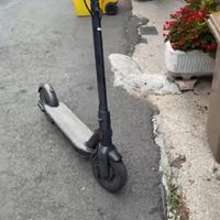 Monopattino elettrico batteria nuova