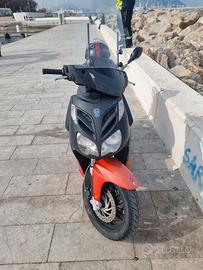 Aprilia SportCity 300i anno 2013 