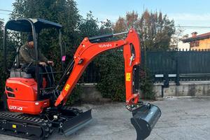 E296-ESCAVATORE KUBOTA U17 NUOVO