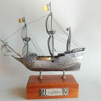 MAYFLOWER SOPRAMMOBILE MODELLO IN PELTRO
