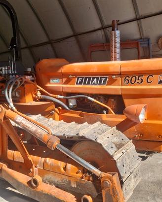 TRATTORE FIAT 605 MONTAGNA CON APRIPISTA