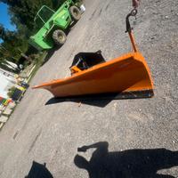 Vendita lama da neve con attaco merlo