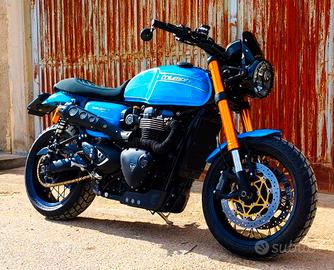 Triumph scrambler cafe Thruxton 1200 -R