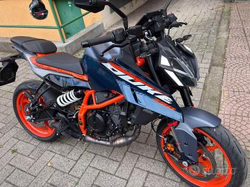 KTM Duke 390 ABS 2025