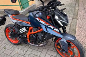 KTM Duke 390 ABS 2025