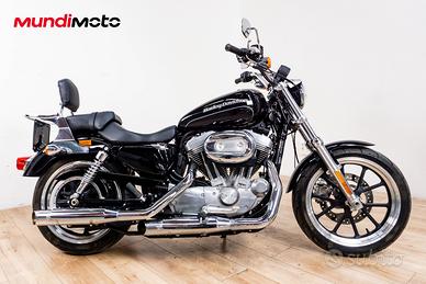 HARLEY DAVIDSON SPORTSTER 883 CUSTOM - 2015
