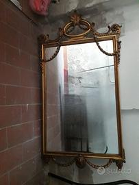 Specchio con cornice oro