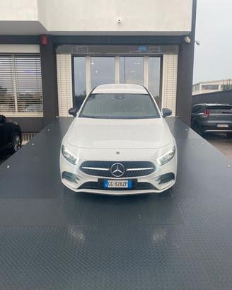 Mercedes-benz A 200 d Automatic Premium