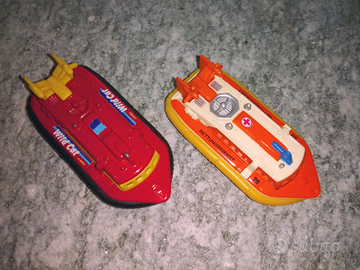 Coppia modellini Hovercraft scala 1:120 circa