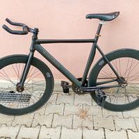 Bicicletta sportiva