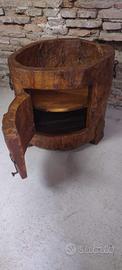 antico contenitore in legno