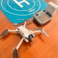 DJI Mini 4 Pro + RC con schermo | Pari al nuovo