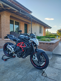 Mv agusta brutale 800