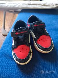 STOCK DI SCARPE N.21-23 BAMBINO