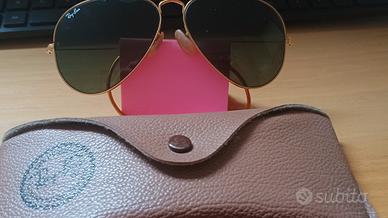 occhiali Ray-Ban da sole