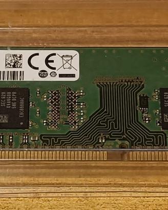 Memoria RAM  DDR 4 da 4 gb