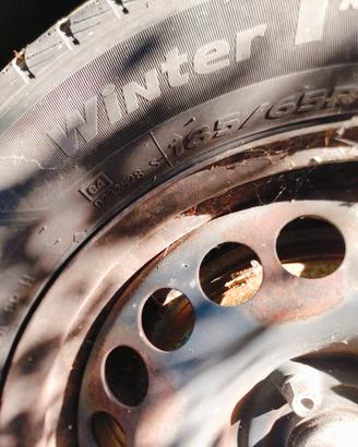 4 gomme nvernali 4 stagioni    185/65/r15