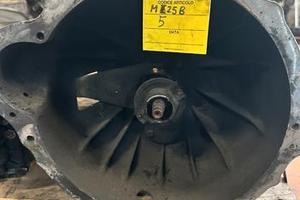 Cambio Nissan M525B