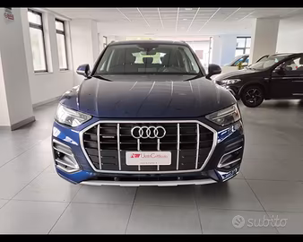 AUDI Q5 40 TDI 204 CV quattro S tronic Busi U10605