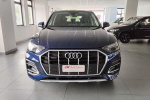AUDI Q5 40 TDI 204 CV quattro S tronic Busi U10605