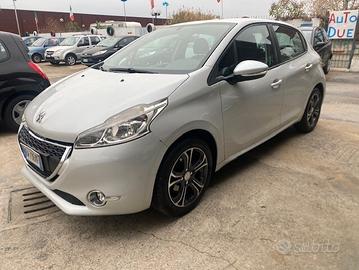 Peugeot 208 1.4 HDi 68 CV 5 porte Access