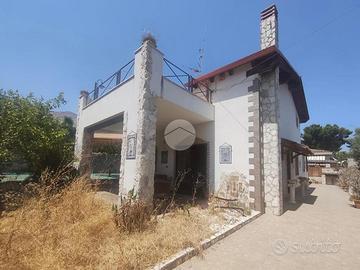 VILLA SINGOLA A CARINI