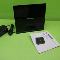 Router WiFi Netgear AC1200 Model R6100, usato, per