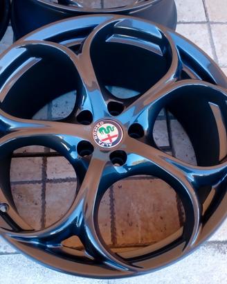 CERCHI 19 ORIGINALI ALFA ROMEO COD:2063