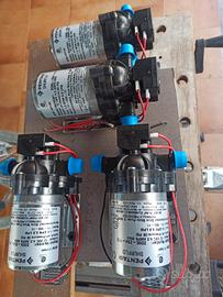 pompa acqua shurflo  12 volt nuova e altro. 