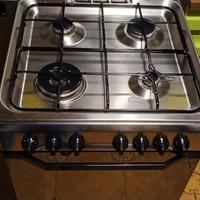 Cucina indesit a gas con forno elettrico ventilato