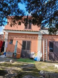 Casa singola con giardino a Santa Venerina
