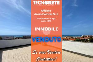 VILLA A SCHIERA A ARDEA