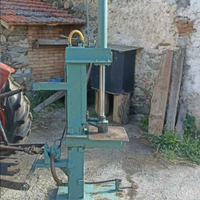 Trattore e attrezzatura agricola