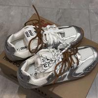 Scarpe casual da donna con punta tonda Argento