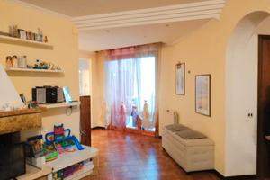 Luminoso appartamento a Sportella Marini-Foligno