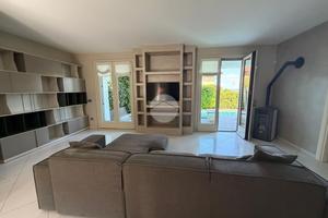 VILLA SINGOLA A POLPENAZZE DEL GARDA