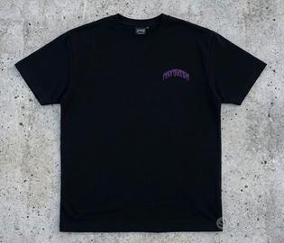 T-shirt Propaganda nera con grafica