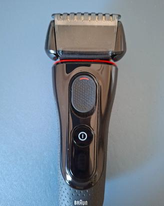 Rasoio elettrico Braun Series 5 con accessori 