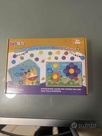 Gioco Montessori con Chiodini Colorati e Carte