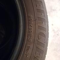 Pneumatici 205/60 R16 92H