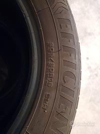 Pneumatici 205/60 R16 92H