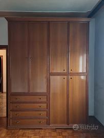 ARMADIO in legno e compensato