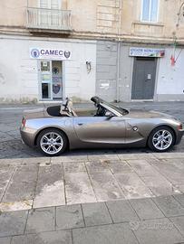 BMW z4 2.2 cc