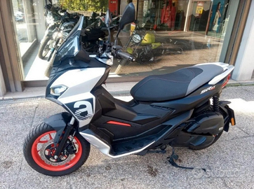 Aprilia sr gt 200