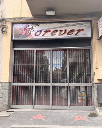 Locale commerciale c/1 mq 120 circa