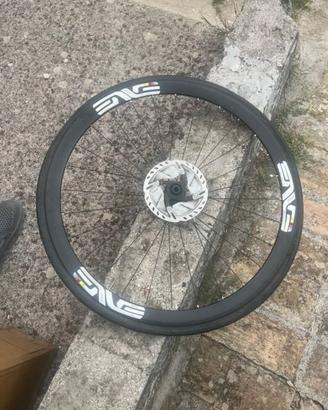 ruota anteriore bici corsa