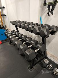 Manubri con rastrelliera