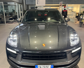 Porsche Macan T